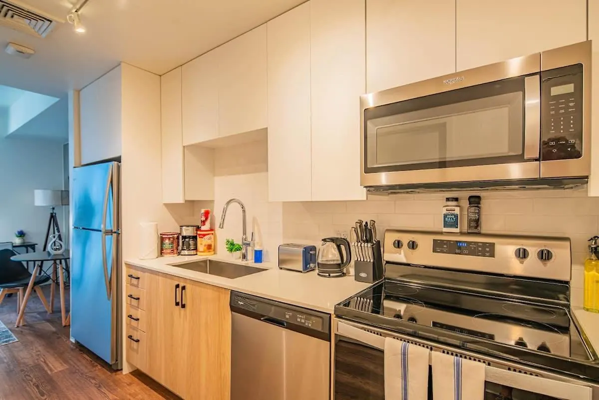 Chic Studio - Modern High Rise Dt, Pool, Gym, Parking フェニックス 0*,  米国